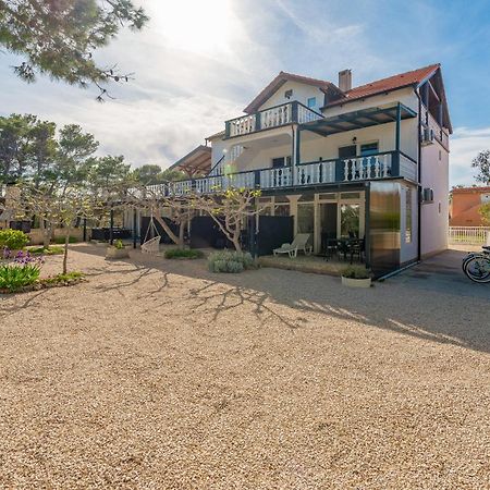 Apartments Villa Agape Вир Екстер'єр фото