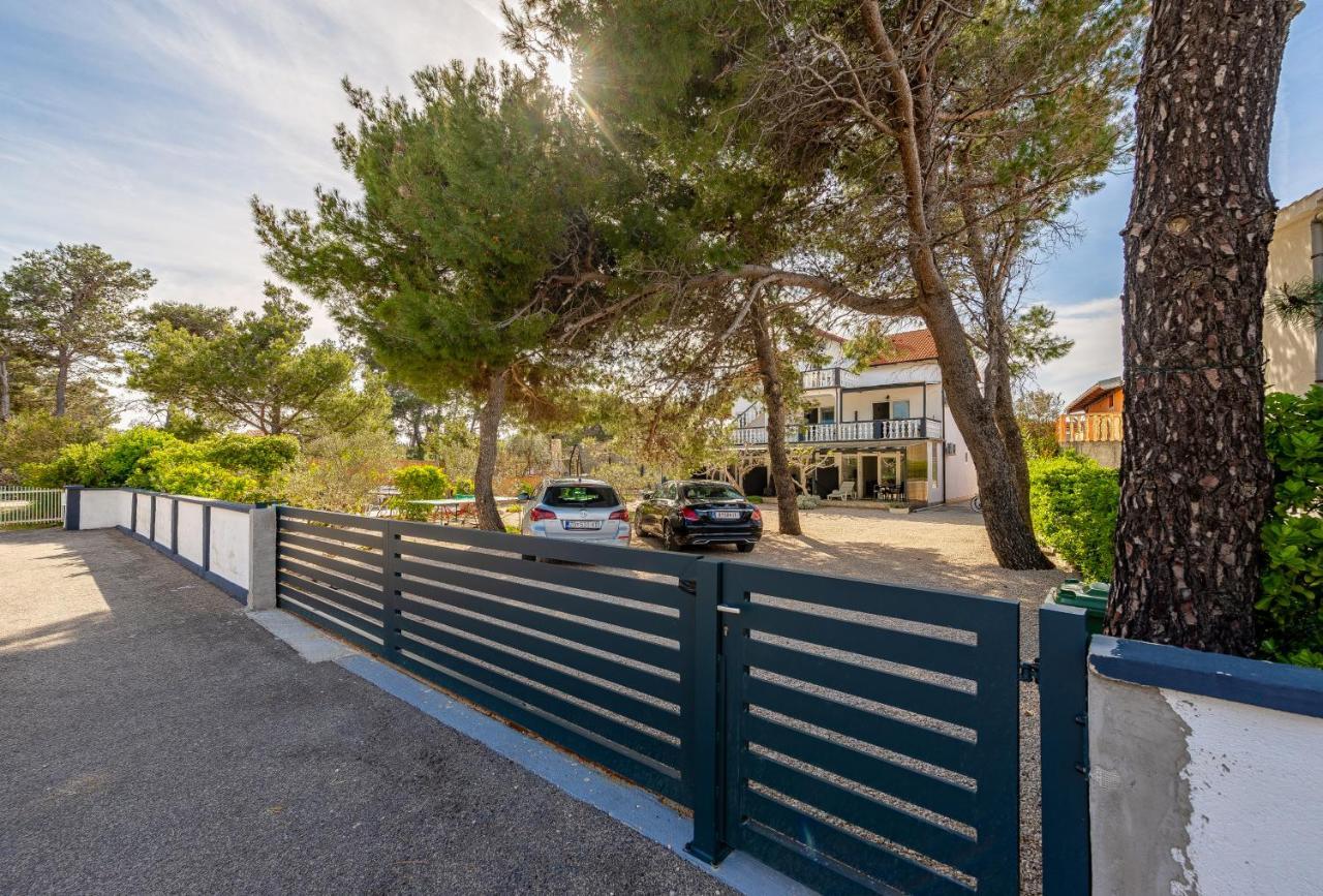 Apartments Villa Agape Вир Екстер'єр фото