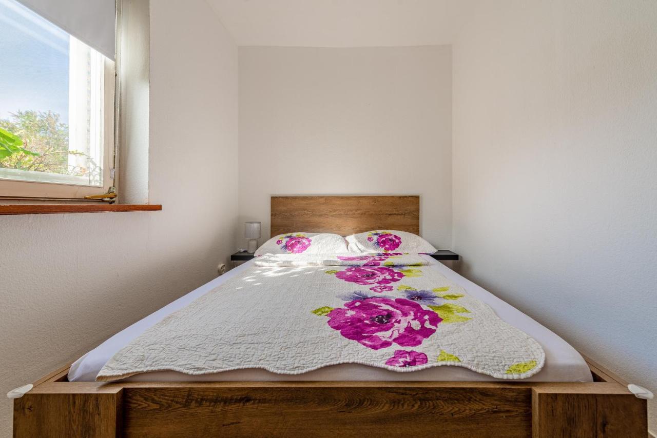 Apartments Villa Agape Вир Екстер'єр фото