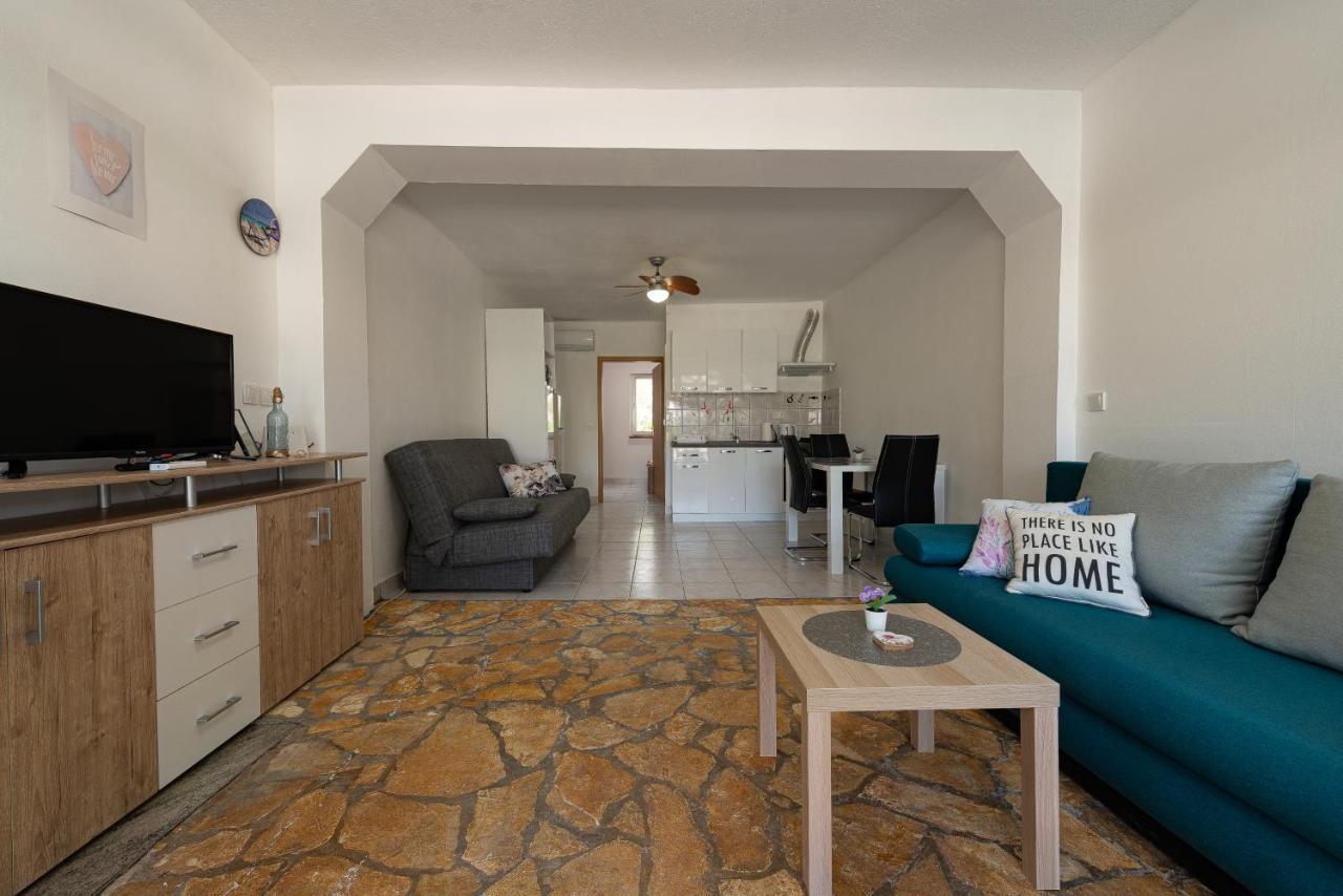 Apartments Villa Agape Вир Екстер'єр фото
