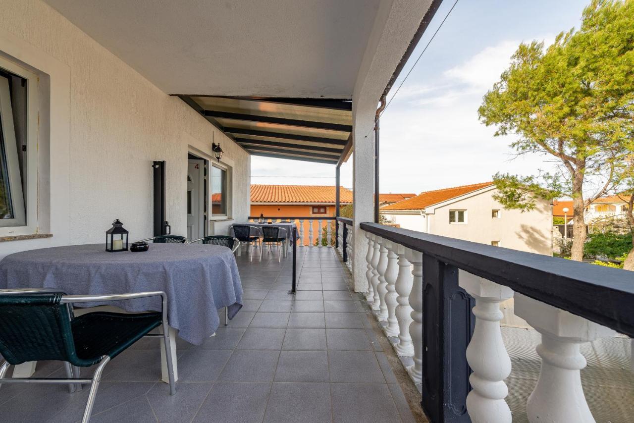 Apartments Villa Agape Вир Екстер'єр фото