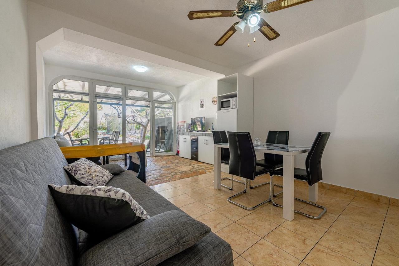 Apartments Villa Agape Вир Екстер'єр фото