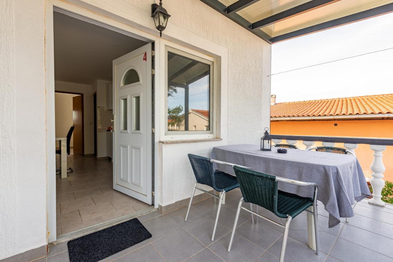 Apartments Villa Agape Вир Екстер'єр фото